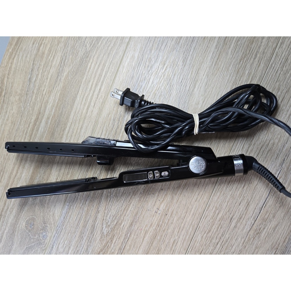 BeLissPRO Titanium Ultrasonic Cool Mist Iron Straightening Flat Iron *Tested